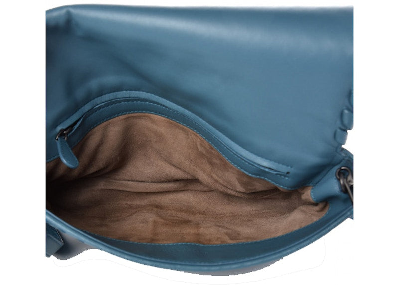 Bottega Veneta Clutch Nappa Intrecciato Lambskin Medium Blue