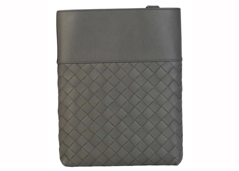 Bottega Veneta Intrecciato Messenger Graphite