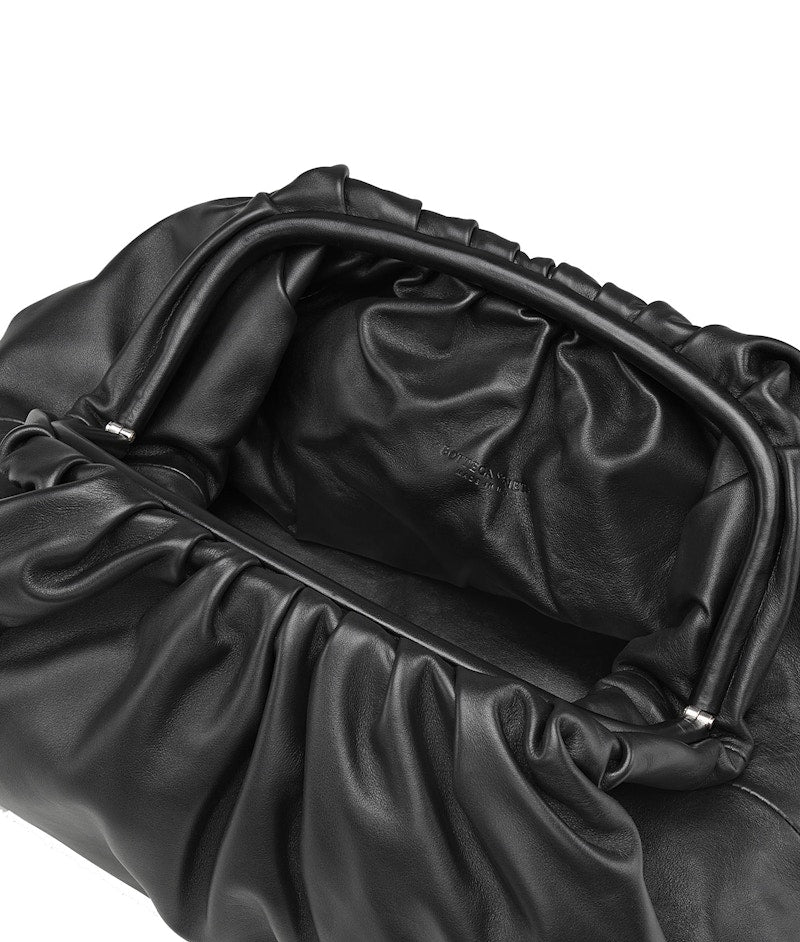 Bottega Veneta The Pouch Butter Calf Nero
