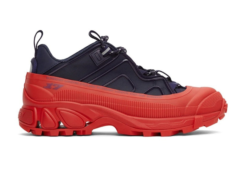 Burberry Arthur Navy Red