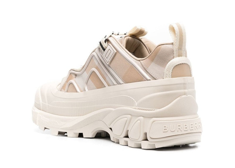 Burberry Arthur Vintage Check Beige (Women's)