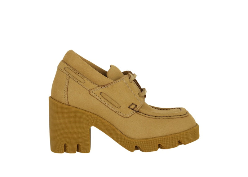 Burberry Stride Leather Heeled Loafers Camel (Women's)