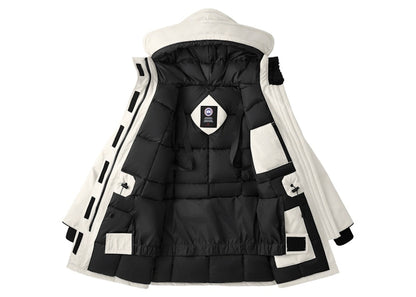 Canada Goose Women's Expedition Heritage Parka Jacket (Classic Fit) Early Light