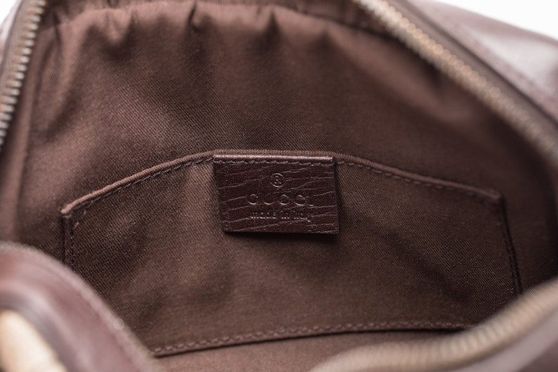 Gucci Crossbody GG Supreme Small Brown