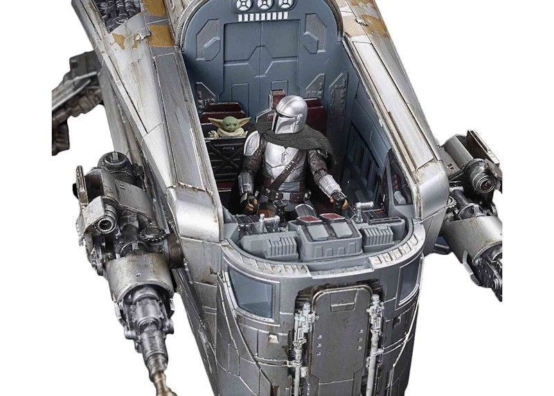 Hasbro Haslab Star Wars The Vintage Collection The Mandalorian Razor Crest Action Figure
