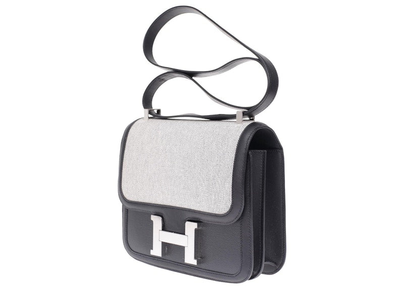 Hermes Constance 24 Black
