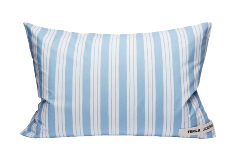 Jacquemus x Tekla La Taie d'oreiller (65x65) Airy Blue Stripe