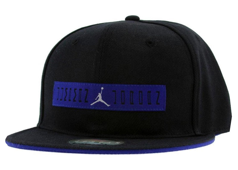 Jordan Retro 11 Fitted Cap Black/Blue