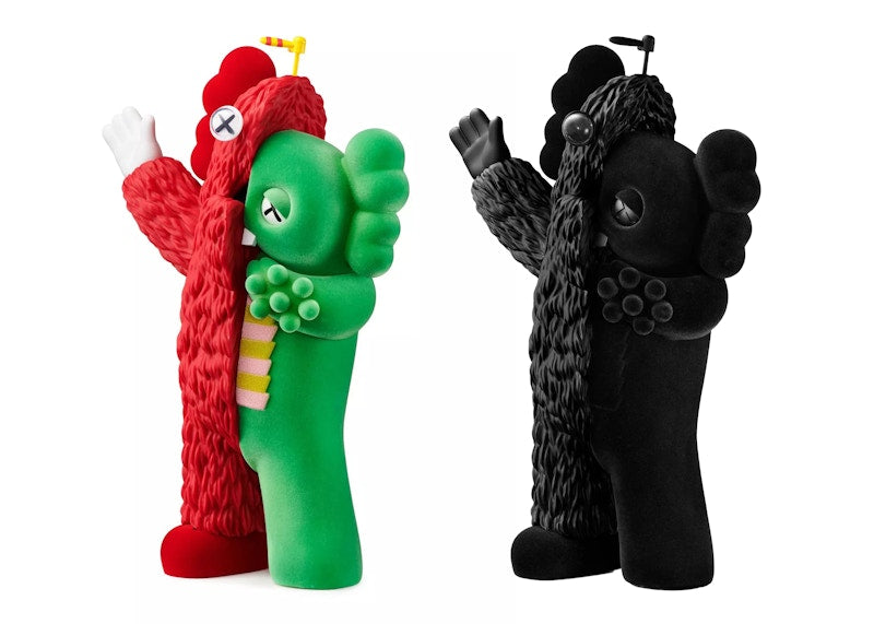 KAWS KACHAMUKKU Vinyl Figure Green/Red & Black Set