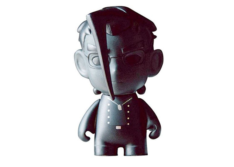 Kidrobot Street Fighter Shadow Charlie Figure