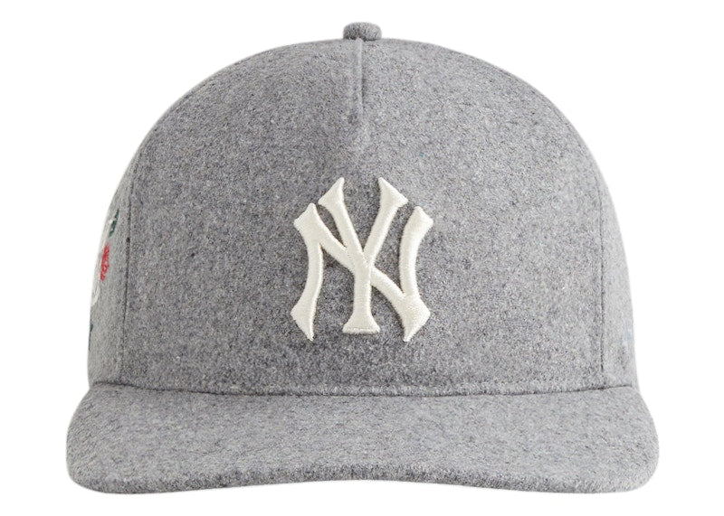 Kith & '47 The New York Yankees Wool Rose Hitch Snapback Statue