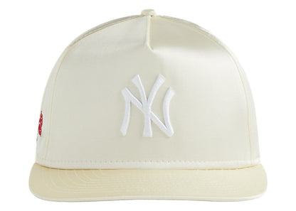 Kith & New Era The New York Yankees Satin 9Forty Snapback Arete