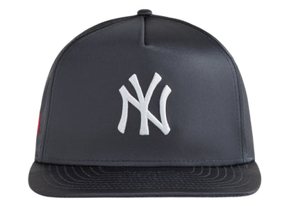 Kith & New Era The New York Yankees Satin 9Forty Snapback Vague