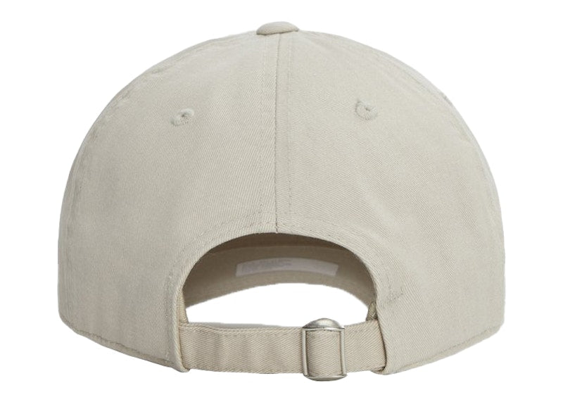 Kith Serif Cap Pyramid