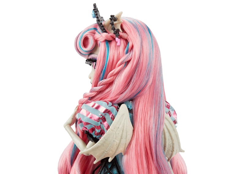 Monster High Fang Vote Rochelle Goyle Doll