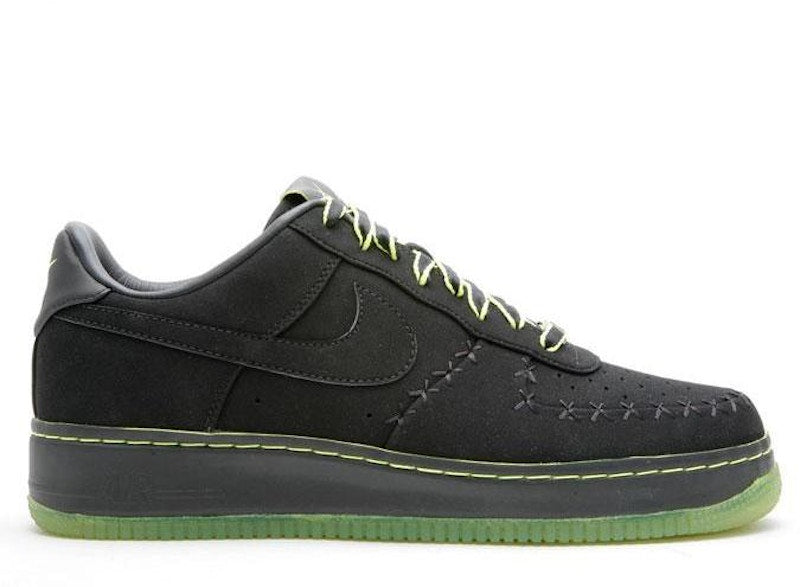 Nike Air Force 1 Low 1World KAWS