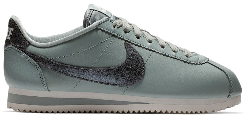 Nike Classic Cortez Light Pumice (Women's)