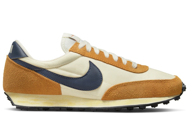 Nike DBreak SE Magma Orange Midnight Navy (Women's)