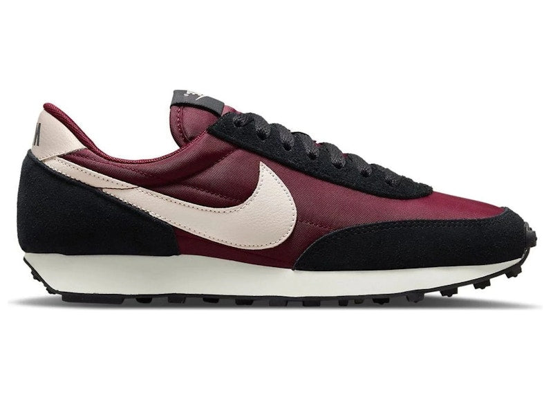 Nike Daybreak Dark Beetroot (Women's)