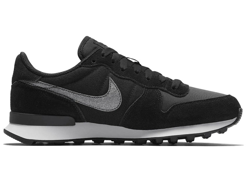 Nike Internationalist Black (Women's)