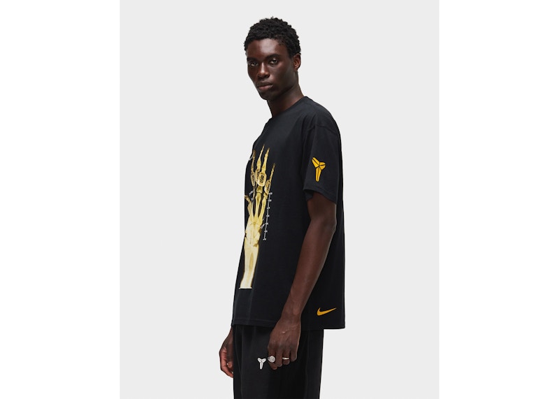 Nike Kobe Bryant Broken Not Beaten T-shirt Black