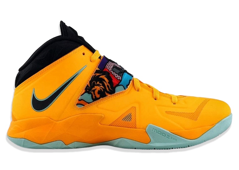 Nike LeBron Zoom Soldier 7 Pop Art