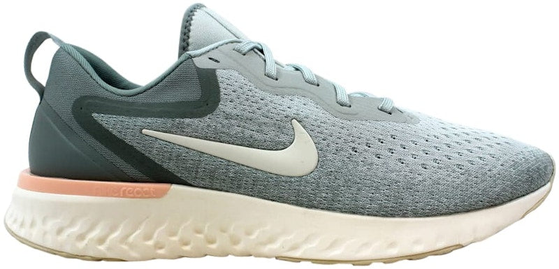 Nike Odyssey React Light Silver  (Women's)