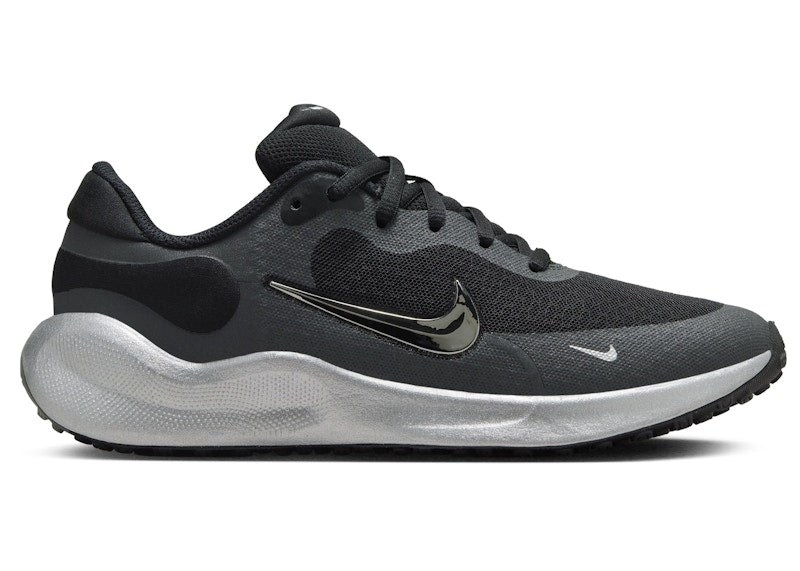 Nike Revolution 7 SE Black Anthracite Smoke Grey Metallic Silver (GS)