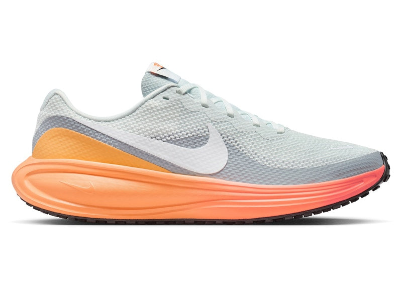 Nike Revolution 8 Off White Grey Topaz Gold