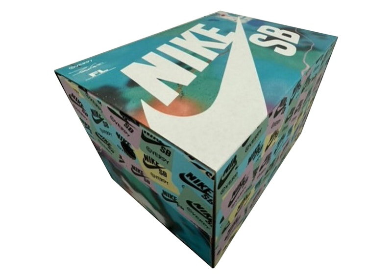 Nike SB Dunk Low Futura Laboratories x Verdy Visty (Special Box)
