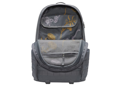 Nike RPM Skate Backpack SB Smoke Grey/Smoke Grey/Doll