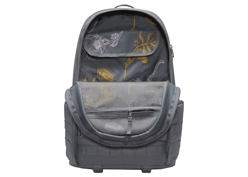 Nike RPM Skate Backpack SB Smoke Grey/Smoke Grey/Doll