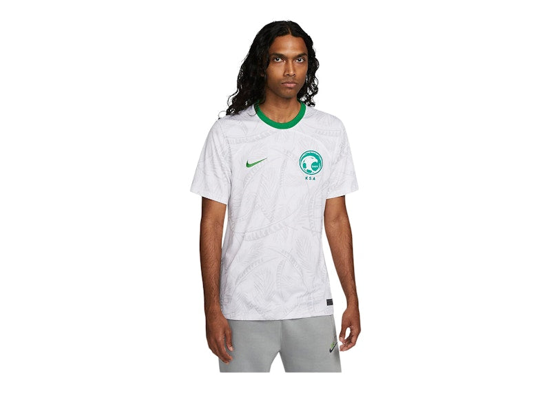 Nike Saudi Arabia 2022/23 Stadium Home Jersey White/Apple Green/Apple Green