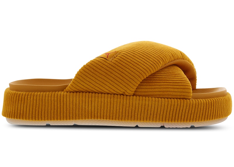 Nike Sophia Slide Chutney (Women's)