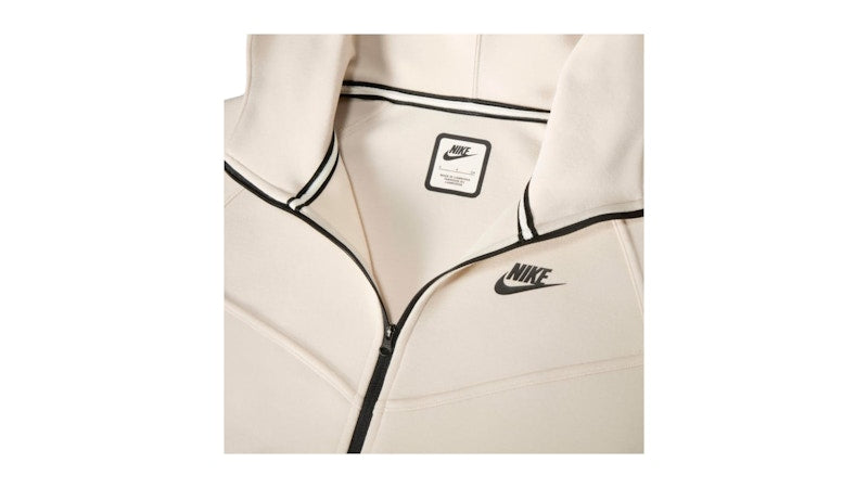Nike Sportswear Women's Tech Fleece Windrunner Full-Zip Hoodie Light Orewood Brown