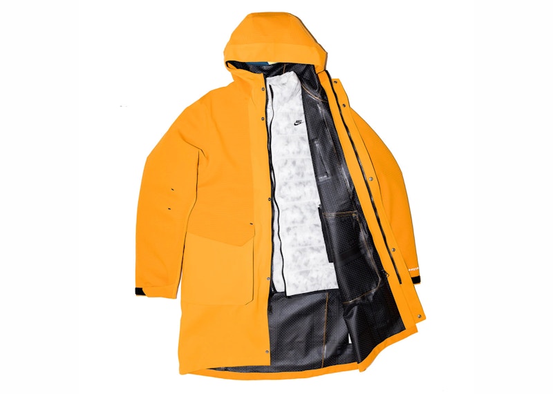 Nike Storm-Fit ADV Tech Pack 3-in-1 Parka Light Curry