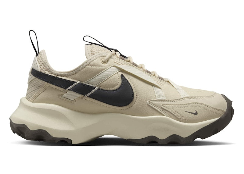 Nike TC 7900 Beach Cave Stone Coconut Milk Off Noir (Women's)