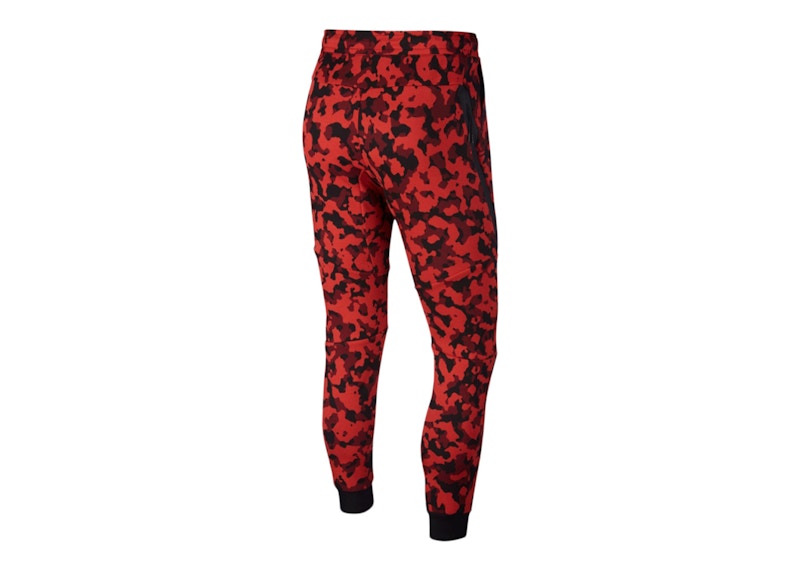 Nike Sportswear Tech Fleece Joggers Pueblo Red/Black/Red Camo