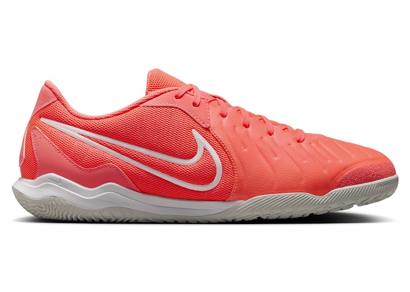 Nike Tiempo Legend 10 Academy IC Mad Energy Pack