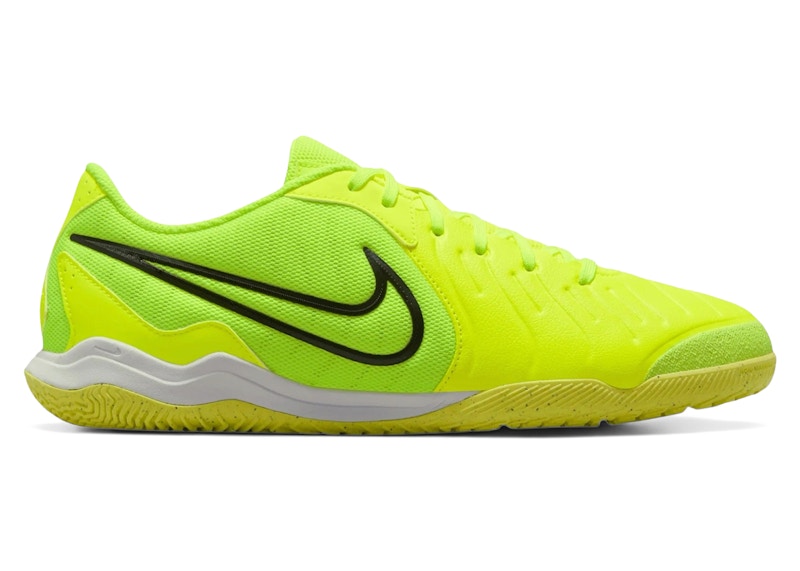 Nike Tiempo Legend 10 Academy IC Max Voltage Pack