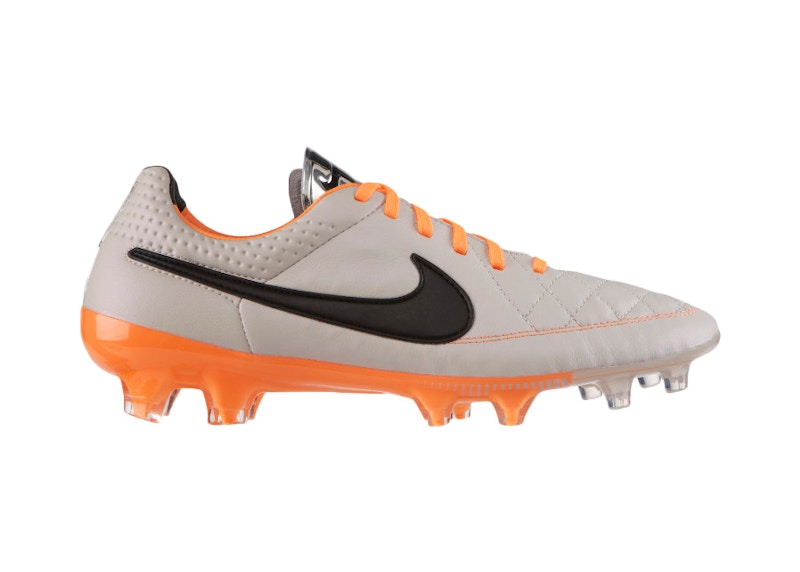 Nike Tiempo Legend V FG Desert Ore