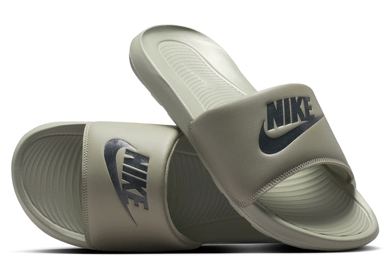 Nike Victori One Slide Spruce Fog Black