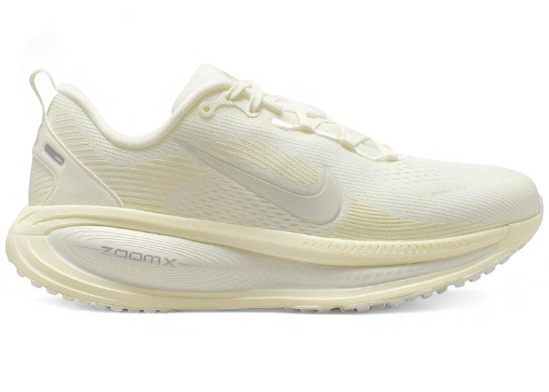 Nike Vomero 18 Sail Coconut Milk (Women's)