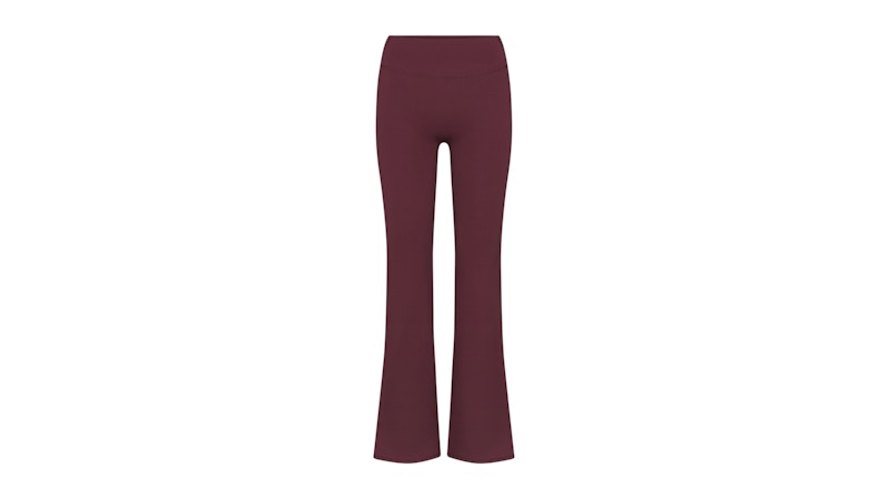 Nike x SKIMS Women's Matte Slim Flare Legging Currant