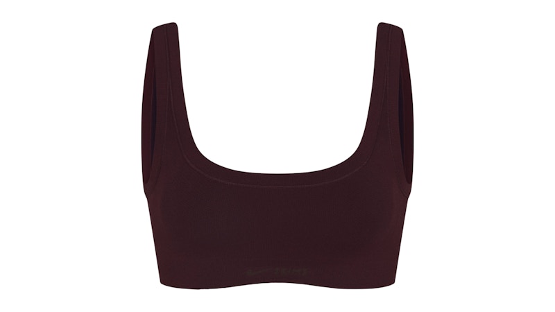 Nike x SKIMS Women's Vintage Seamless Scoop Neck Bra Currant