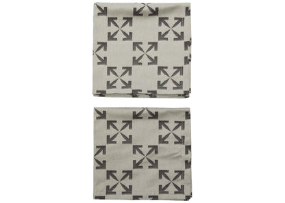 OFF-WHITE Arrow Pattern Napkin Set
