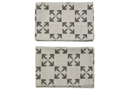 OFF-WHITE Arrow Pattern Table Mat (Set of 4)