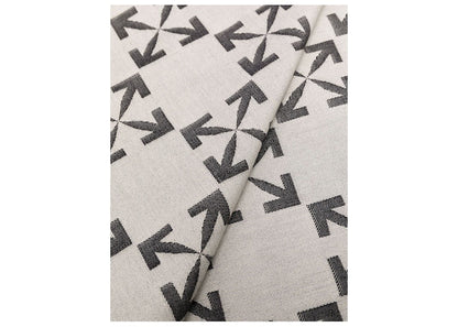 OFF-WHITE Arrows Pattern Table Runner White/Grey