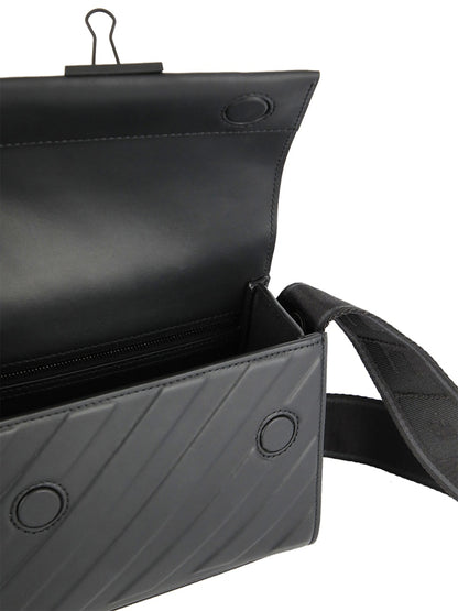 OFF-WHITE Clipper Bag Black