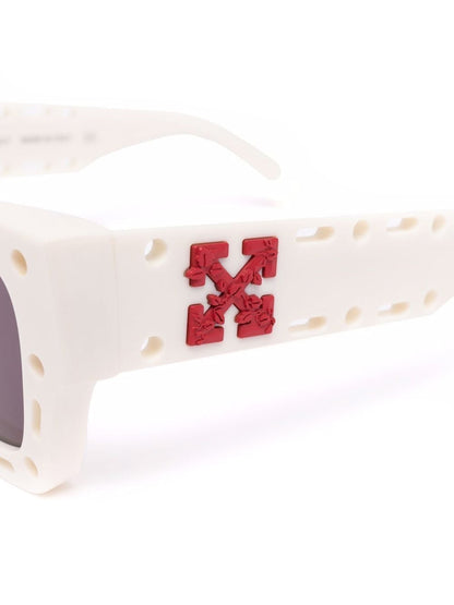 OFF-WHITE Mercer Cut-Out Square Frame Sunglasses White/Red (OERI026S22PLA0010107)